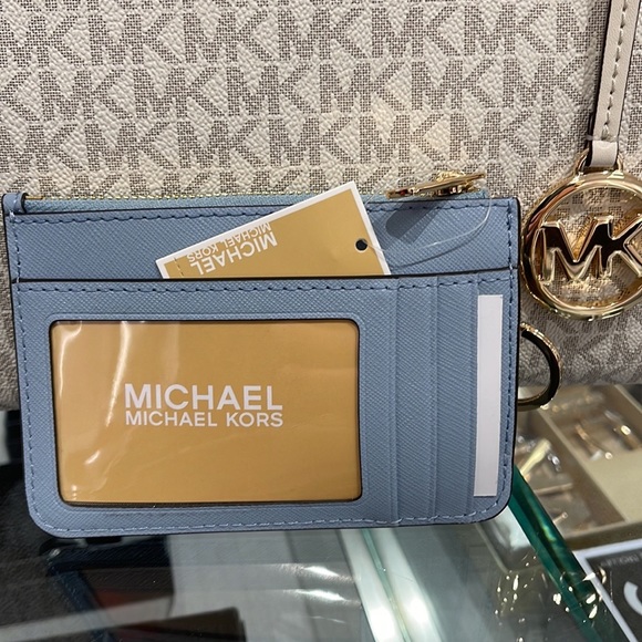 MICHAEL KORS SMALL TOP ZIP COINPOUCH WITH ID CARD CASE WALLET 
PALE BLUE 
NWT - Picture 15 of 16